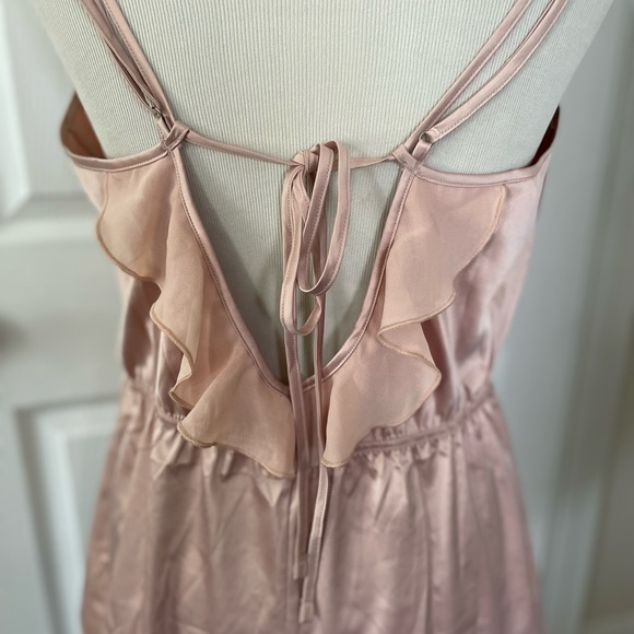 Dusty Rose strappy Shoulder Ruffle Tie Romper, size M, New, no tags, lingerie - Picture 6 of 6